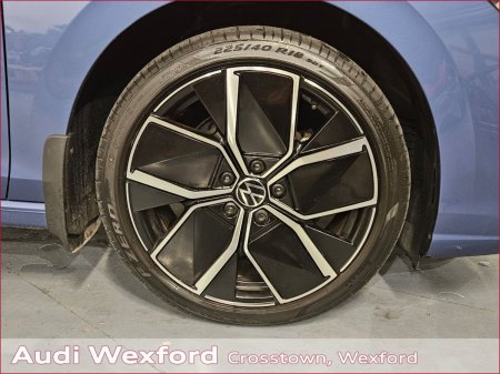 2024 Volkswagen Golf - photo 9