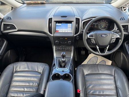 2017 Ford Galaxy - photo 2