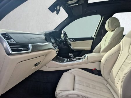 2022 BMW X5 - photo 6