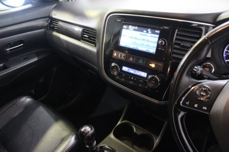 2016 Mitsubishi Outlander - photo 20