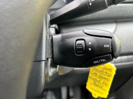 2023 Opel Vivaro - photo 16