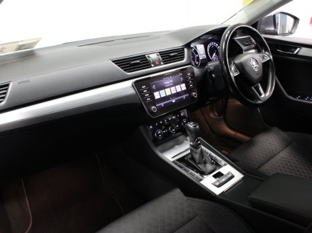 2021 Skoda Superb - photo 36