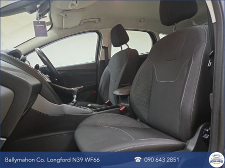 2016 Ford Focus - photo 21