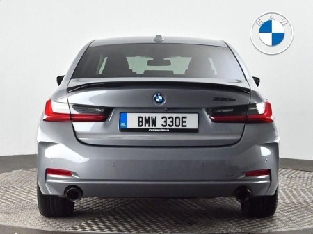 2024 BMW 3-Series - photo 15