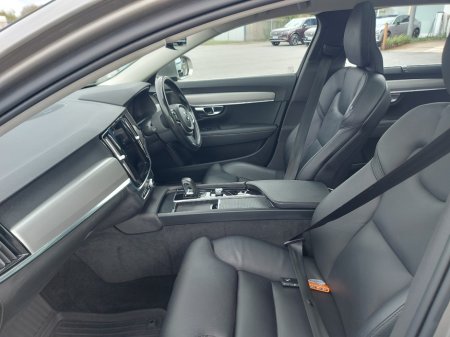 2021 Volvo V90 - photo 24