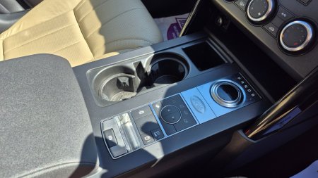 2018 Land Rover Discovery - photo 19
