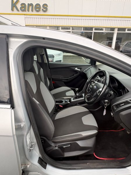 2014 Ford Focus - photo 15