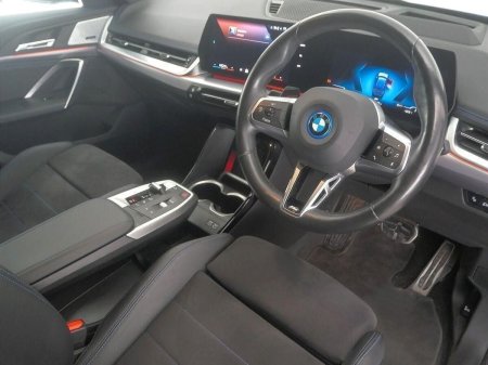 2024 BMW iX1 - photo 6
