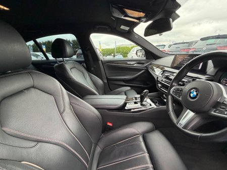 2018 BMW 5-Series - photo 19