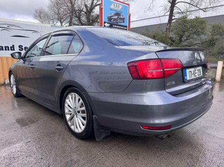 2017 Volkswagen Jetta - photo 12