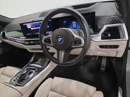 2025 BMW X5 - photo 6