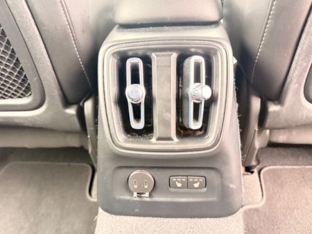 2023 Volvo XC40 - photo 18