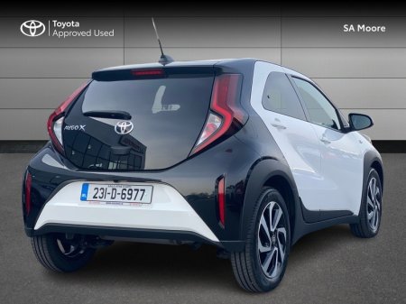 2023 Toyota Aygo X - photo 2