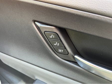 2024 Toyota Prius - photo 15