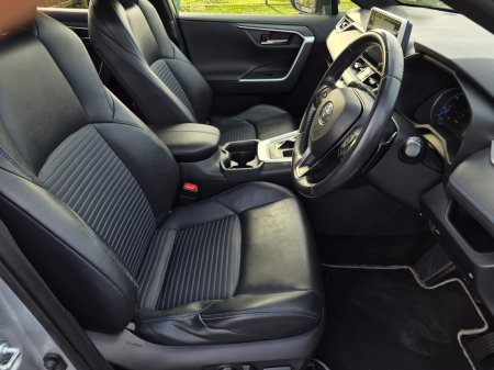2019 Toyota RAV4 - photo 26