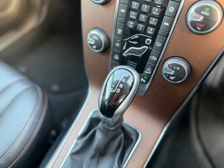 2017 Volvo V40 - photo 36