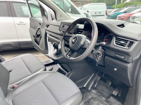 2023 Renault Kangoo - photo 9