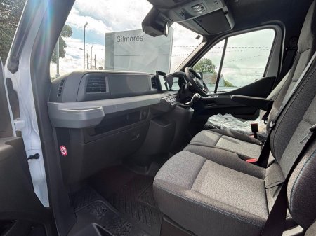 2026 Nissan Interstar - photo 3