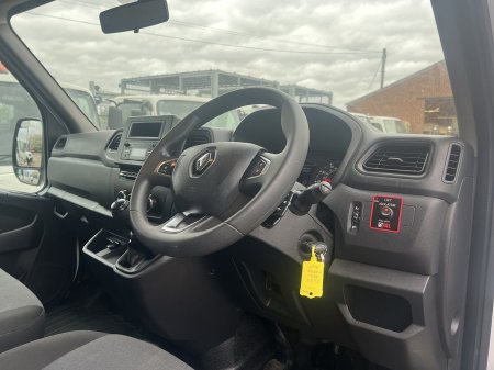 2025 Renault Master - photo 11