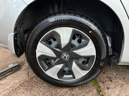 2018 Honda Fit - photo 3
