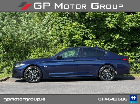 2022 BMW 5-Series - photo 4