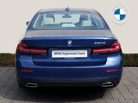 2023 BMW 5-Series - photo 13