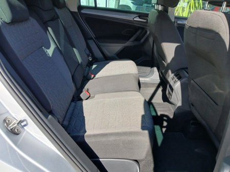 2022 Volkswagen Tiguan - photo 16