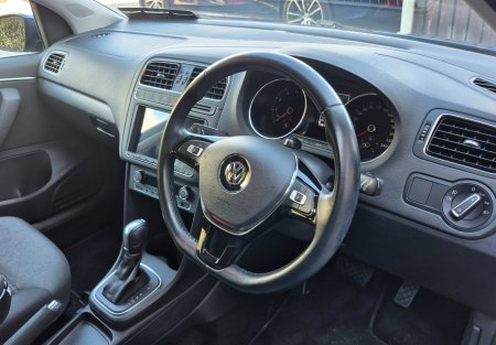 2017 Volkswagen Polo - photo 17