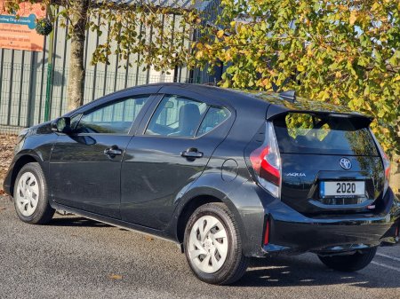 2020 Toyota Aqua - photo 6