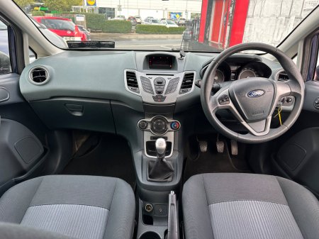 2011 Ford Fiesta - photo 14