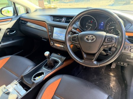 2016 Toyota Avensis - photo 11