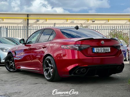 2023 Alfa Romeo Giulia - photo 2