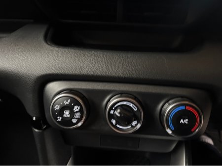 2024 Toyota Yaris - photo 14
