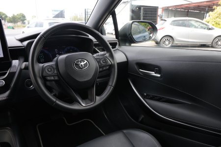 2023 Toyota Corolla - photo 28