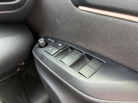 2020 Toyota Yaris - photo 15