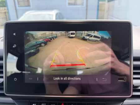 2025 Renault Trafic - photo 34