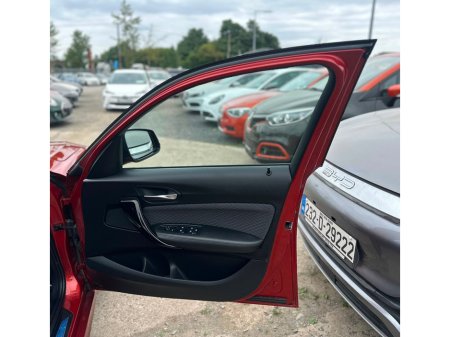 2017 BMW 1-Series - photo 10