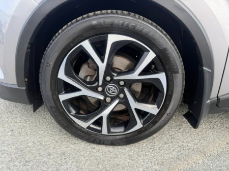 2019 Toyota C-HR - photo 35