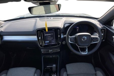 2024 Volvo XC40 - photo 10