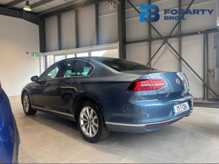 2017 Volkswagen Passat - photo 4