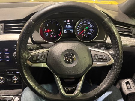 2020 Volkswagen Passat - photo 17