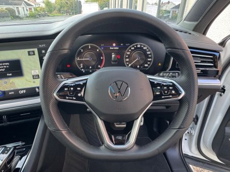 2023 Volkswagen Touareg - photo 26