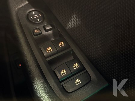 2023 BMW 1-Series - photo 23
