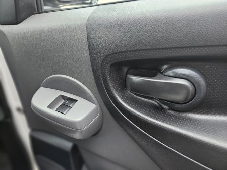2016 Nissan NV200 - photo 14