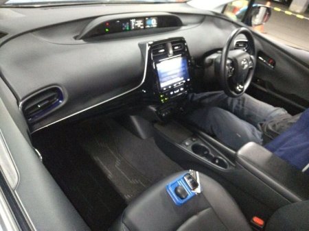 2019 Toyota Prius - photo 3