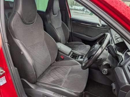 2018 Skoda Superb - photo 12