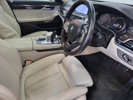 2016 BMW 7-Series - photo 10