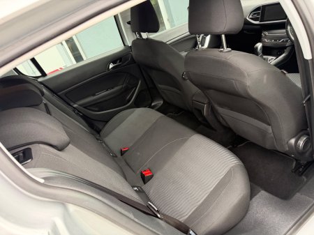 2014 Peugeot 308 - photo 9