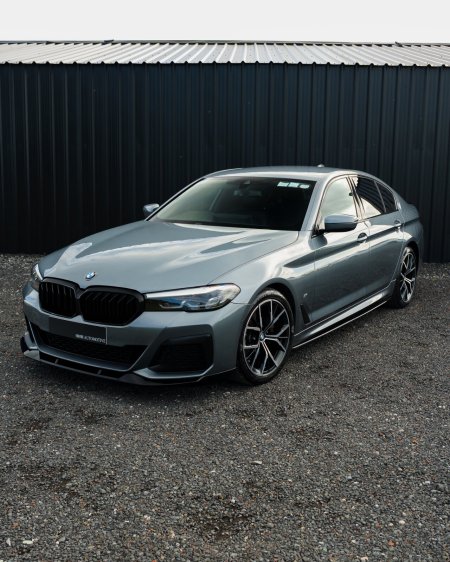2021 BMW 5-Series - photo 3