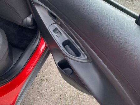 2023 Toyota Yaris - photo 29